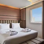 Mercure Paris 4*