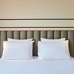 Mercure Paris ホテル