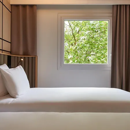 Mercure Paris