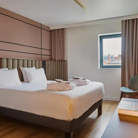 Hotel Qualys-hôtel Nanterre-paris La Défense Nanterre
