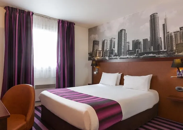 Mercure Paris 4*